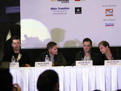 Đêm nay, có quà bất ngờ từ 4 chàng trai Westlife